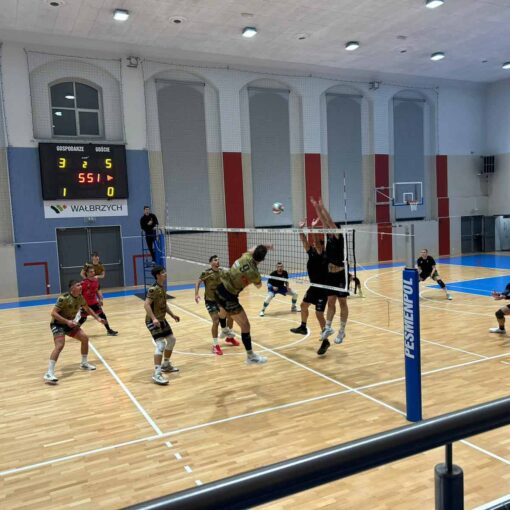 Tygrysy Strzelin zmierzyły się z bardzo wymagającym rywalem