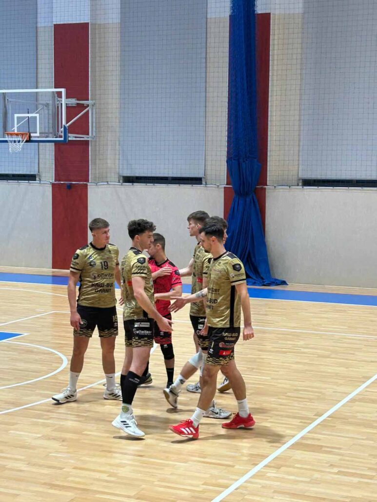 Tygrysy Strzelin zmierzyły się z bardzo wymagającym rywalem