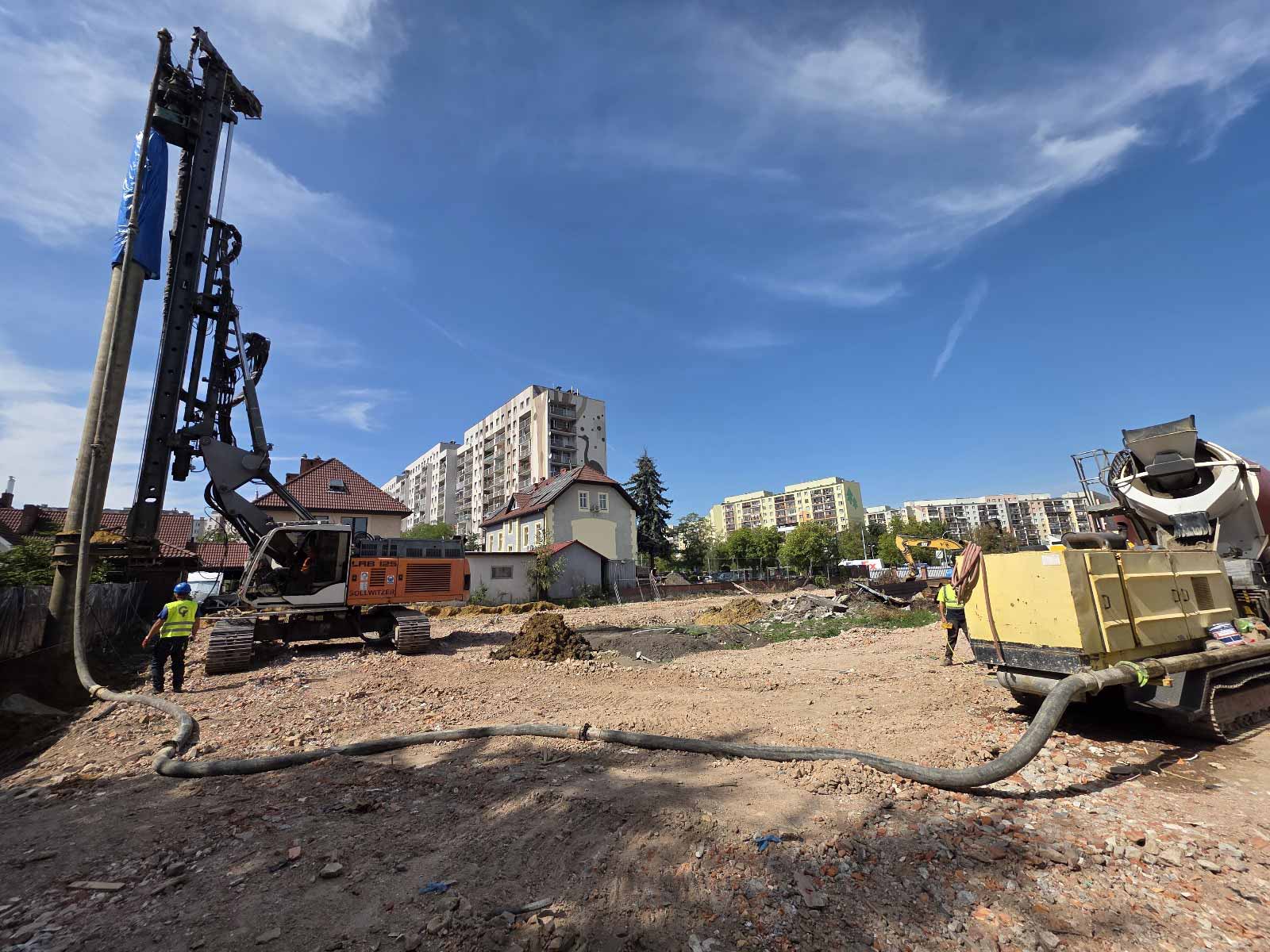 Ścianka szczelna i palisada we Wrocławiu