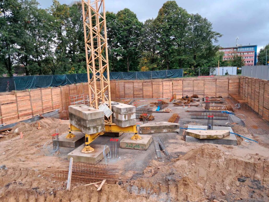 Zabezpieczenie wykopu ścianką berlińską w Poznaniu